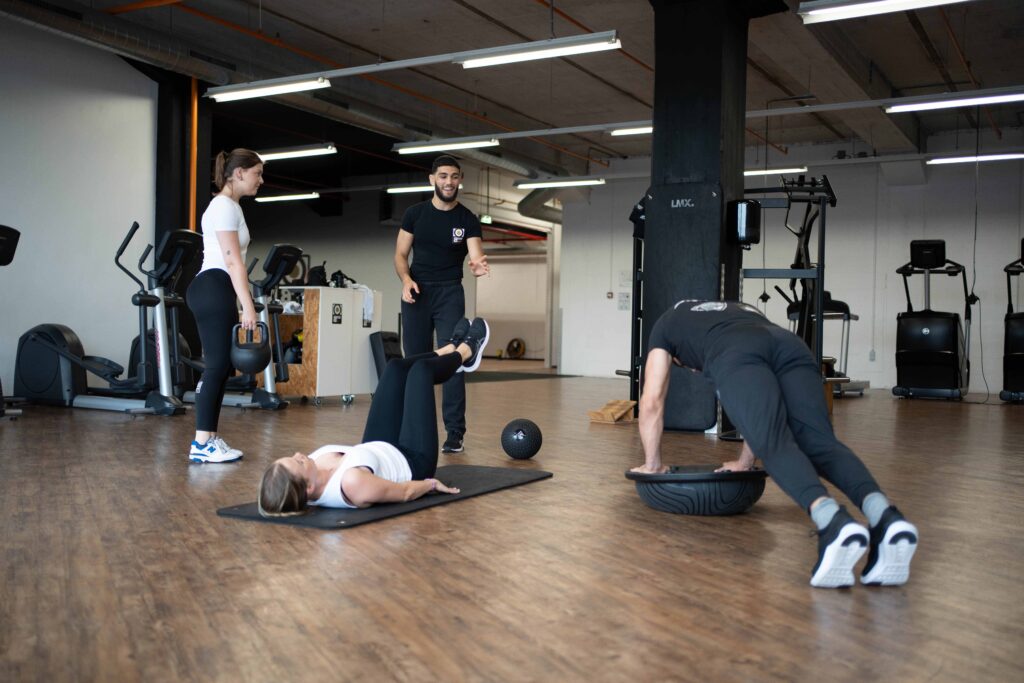 Training bij de fabrieksramen
